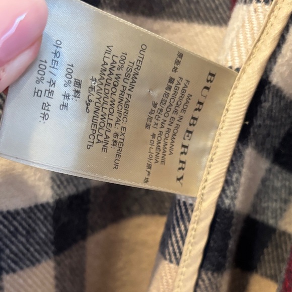 Burberry Women's Tan Toggle Trench Coat - Picture 7 of 7